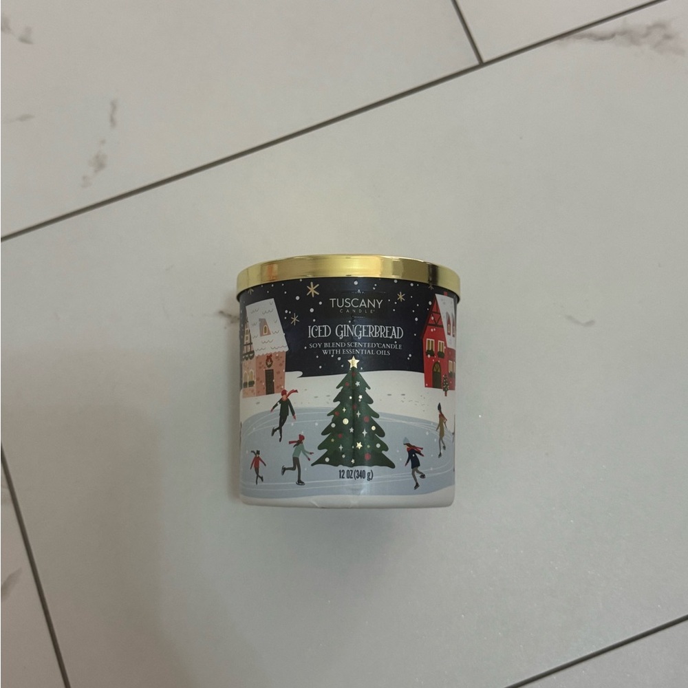 TUSCANY ICED GINGERBREAD CANDLE